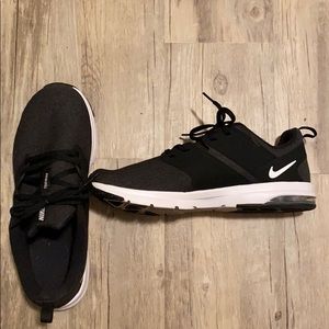 Black Nike Running Sneaker